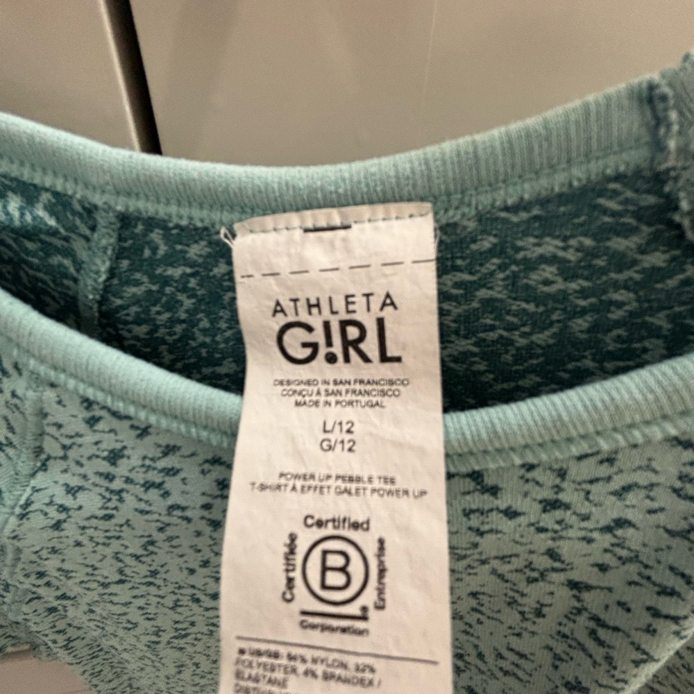 Athleta Girl power up pebble tee
